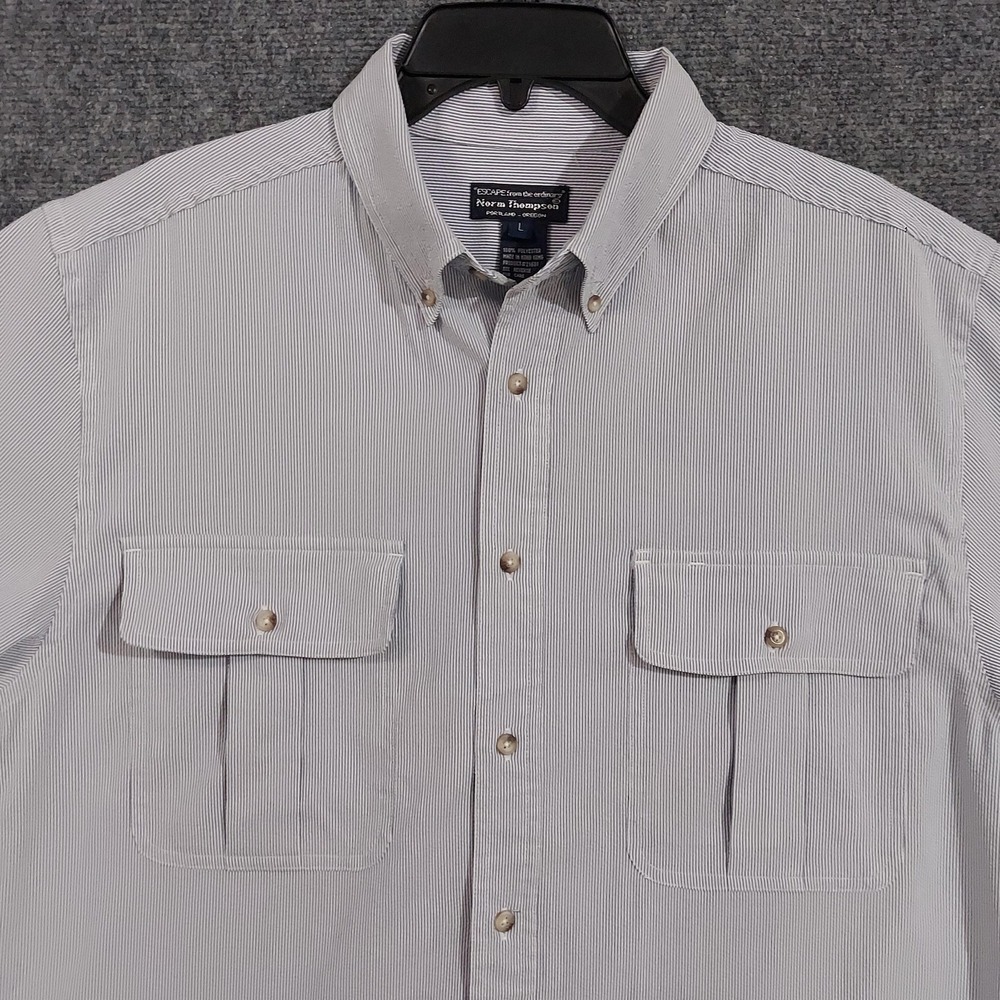 Norm Thompson‎ Shirt Mens Large Blue Stripe Short Sleeve Utility Seersucker